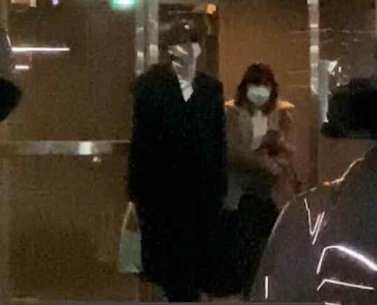 金泰妍男友 伯贤之后的新男友？金泰妍、RAVI圣诞约会被拍，已交往一年？