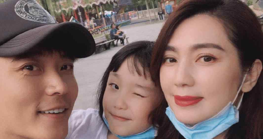 黄晓明和杨颖离婚 黄晓明暴瘦20斤，港媒爆其与杨颖早已离婚，引发猜测：为情所困