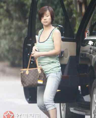 满文军老婆 满文军老婆出狱后照片大揭秘 满文军离婚引发众人争议