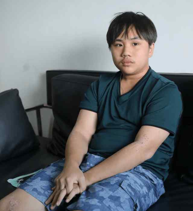 小小彬现状 昔日知名童星现状曝光，沦为肥宅：毁掉一个孩子有多简单？