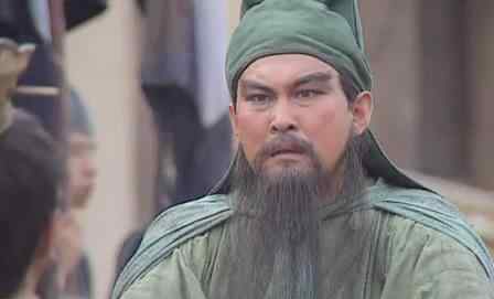 吕蒙为什么执意杀关羽 吕蒙击败关羽，夺取荆州，为何到死都只是一个杂号将军呢？