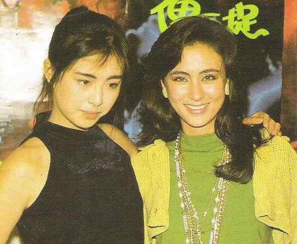 高丽虹 洪金宝混血妻子高丽虹近照，53岁难掩大长腿，真不愧是港姐冠军
