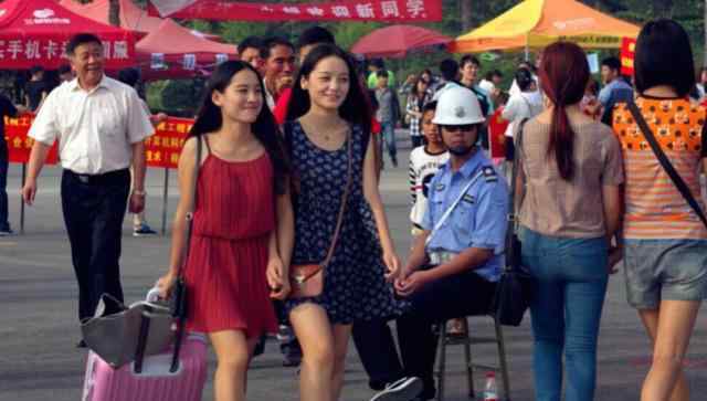 生活费标准 大学生“生活费”到底该给多少合适？为什么不能以刚入学做标准？