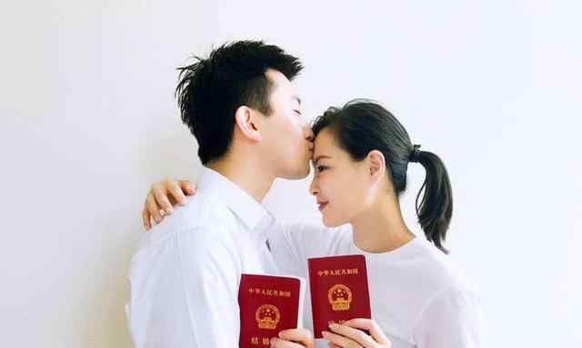 吴敏霞结婚 吴敏霞终于出嫁了，新郎并非富豪，和郭晶晶差距很大明显