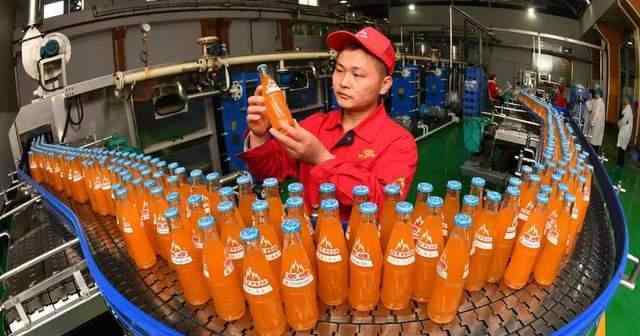 可口可乐第一年卖了多少瓶 打败可口可乐的国产汽水，要上市了！一年卖3亿，拿下当地90%市场