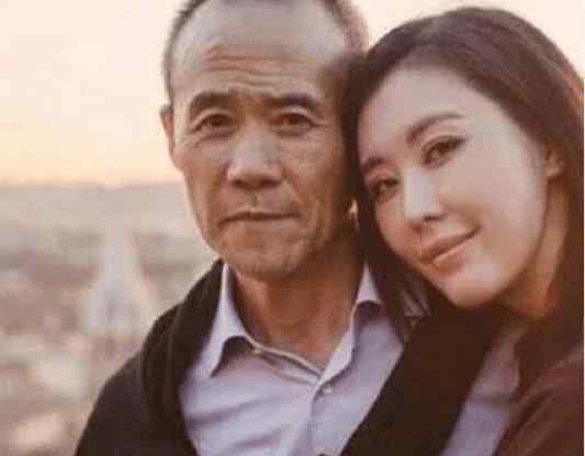 王石离婚 38岁年轻又漂亮，为了嫁给了68岁的王石，退出娱乐圈，她现状如何