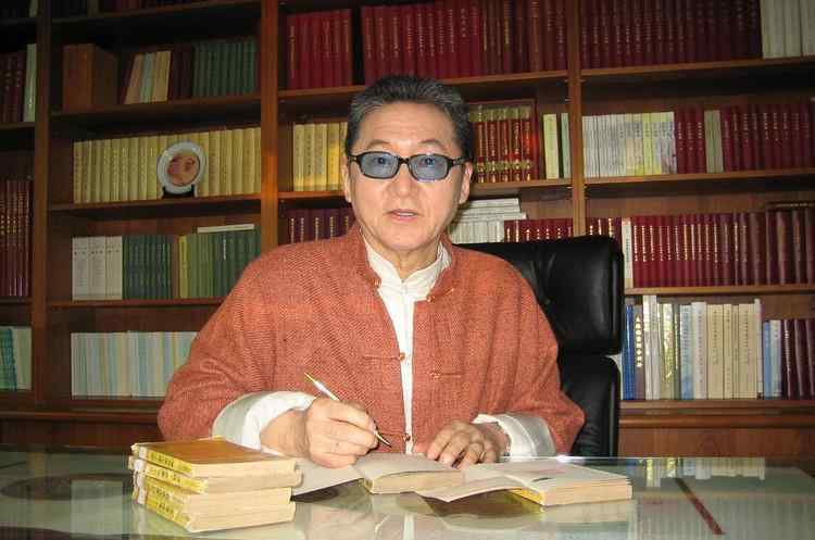 李敖妻子 李敖辱骂前妻40年，为何垂危时却想见她一面？