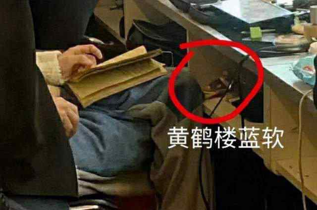 王俊凯吸烟照片 王俊凯也被曝抽烟，跟当初杨超越如出一辙，千玺挺住啊
