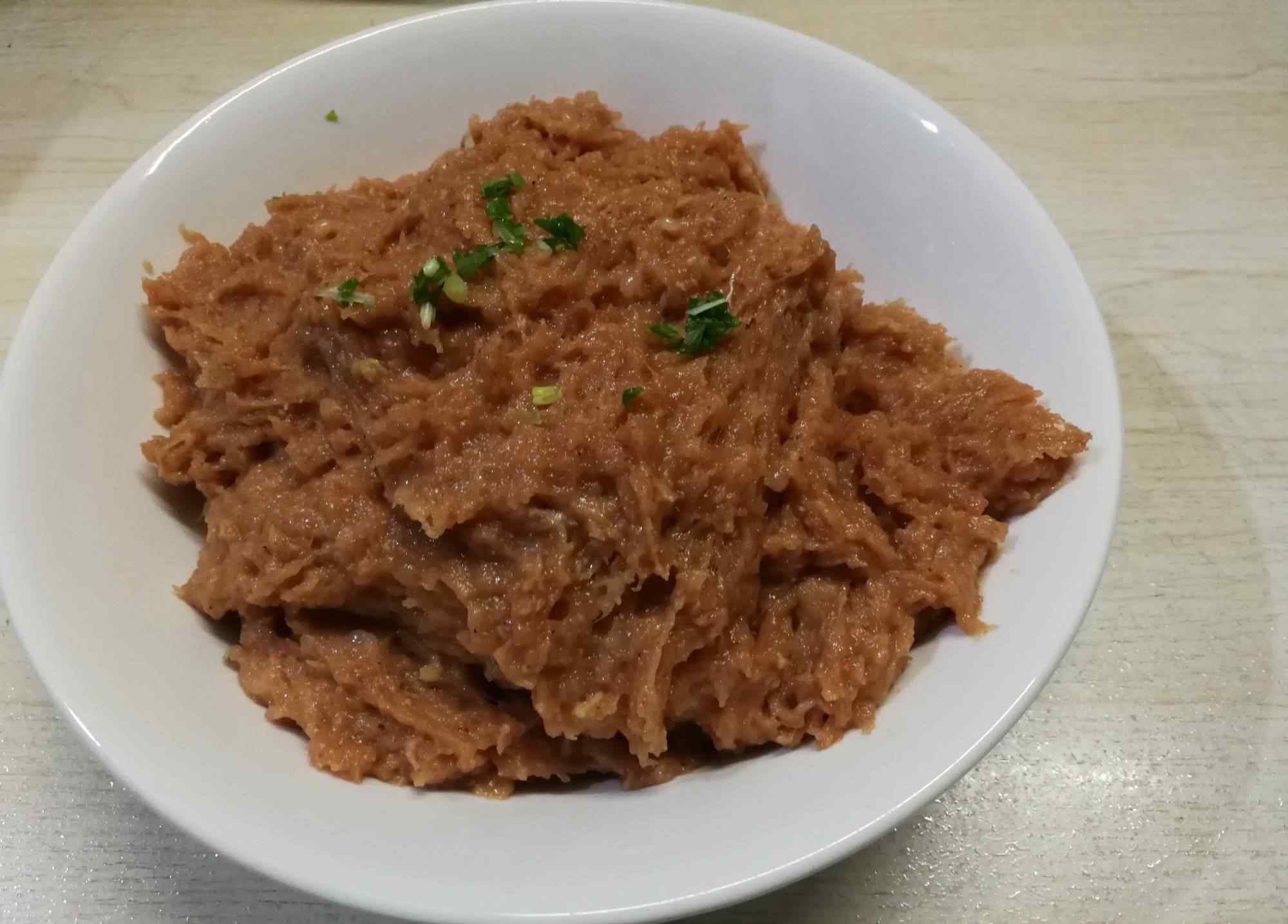 饺子冻成一坨了怎么办 饺子馅太稀怎么办？教你3种方法，饺子馅不仅变稠好包还好吃