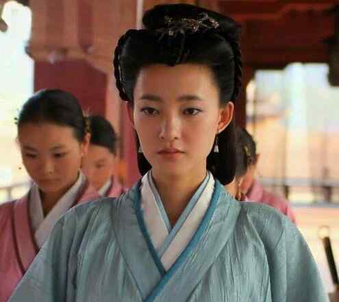 汉武帝的母亲 王娡已为农妇，有生过孩子，为什么能当上皇后，并荣登皇太后呢？