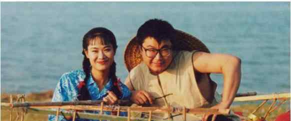大衣哥和于文华结婚 于文华：“捧红”朱之文，生下女儿却失去婚姻，如今她怎样了？