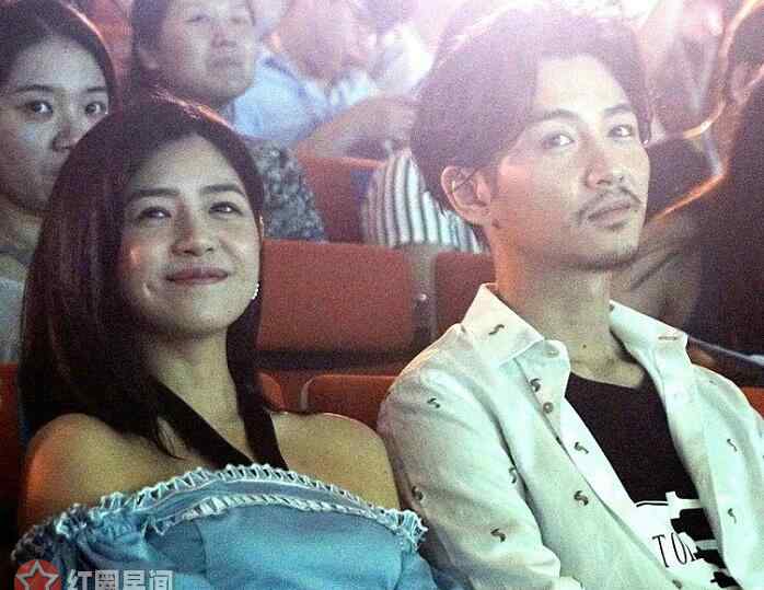 演员陈晓 演员陈晓和赵丽颖二人还联系吗 陈晓陈妍希二人婚后首次亮相文章配图