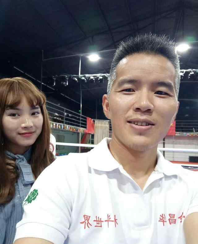 张伟丽结婚了吗 咏春余昌华称自己看不上张伟丽，但是能接她十拳，符合她结婚条件