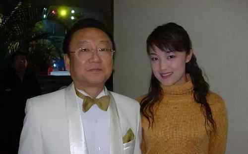 蒋大为加拿大 蒋大为：在国外坐吃山空，回国捞金一首歌18万，女儿已入外籍