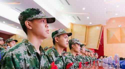大学生当兵的好处 大学生参军入伍，都有哪些优势？这些福利真的很实在