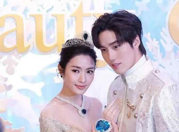 aff结婚 泰星Aff与女儿新年妹一起做功德，前夫宋干和Matt依然恩爱