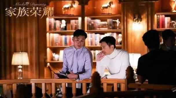 罗仲谦杨怡大婚 罗仲谦当杨怡面亲李彩华嗌有趣