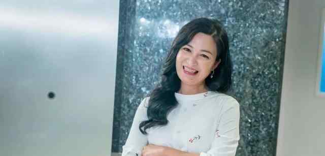 陈少霞和刘德华恩怨 鹿鼎记双儿曾得罪刘德华关系决裂，破产改嫁法拉利之父成8亿阔太