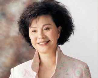五十岁女人最佳发型 50岁女人烫发最好避开这三种发型，老气更没气质，而且不好打理