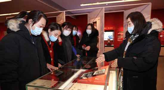 洪钢 天津女排最大功臣却无缘国家队，30岁终成郎平弟子，今成大学教练