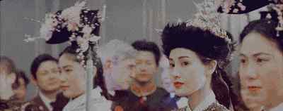 香港姐妹 1989年李嘉诚花3000万，带18岁李嘉欣回家，两小时后原配突然暴毙