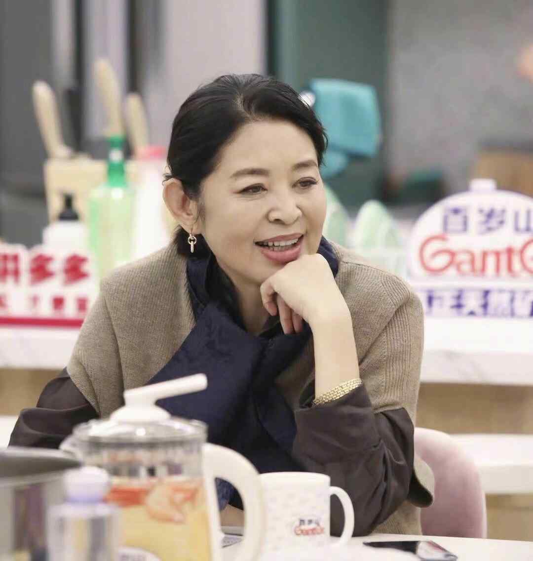 倪萍离婚 芒果卫视有魄力，为离婚女明星征婚，王子文蔡卓宜倪萍加盟