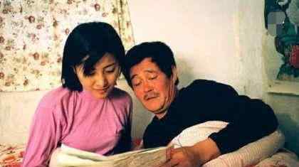 赵本山老婆葛淑珍 赵本山如今60岁：二婚娶了小8岁娇妻，儿子离世是他唯一的遗憾