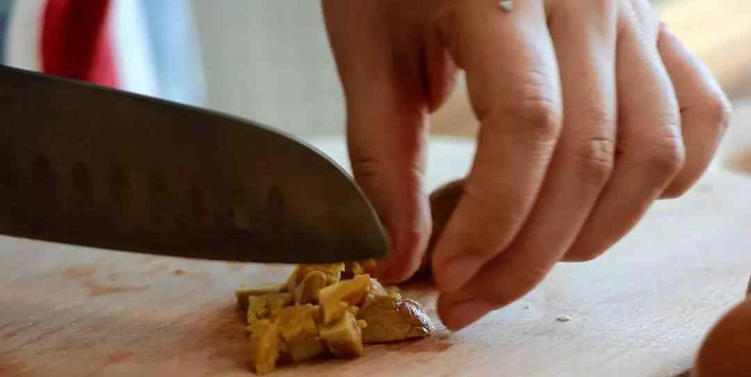 三色蒸蛋 教你做零难度三色蒸蛋，蒸蛋中的颜值担当，味道鲜美，老少皆宜！