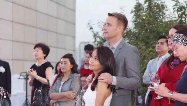 马雅舒现任老公 与吴奇隆分开11年，二婚嫁豪门的马雅舒，活成了幸福模样