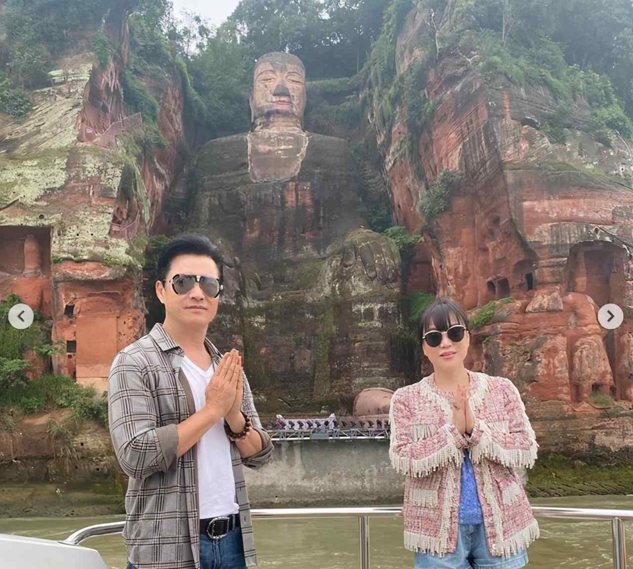 吕良伟的老婆是谁 吕良伟精心保养迷倒小15岁富婆妻子，曾负债累累如今身家几十亿