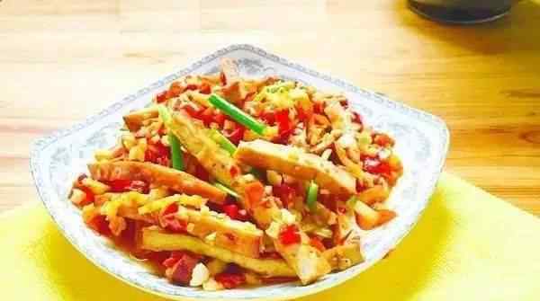 炒干豆腐的家常做法 豆干家常做法大集锦！一吃就根本停不下来！
