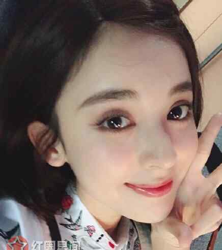 娜扎个人资料 古力娜扎个人资料是富二代吗 古力娜扎整容遭人深扒