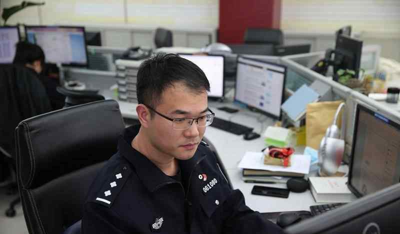 清华it 清华IT男、阿拉伯语学霸女……记者揭秘上海网警团队：过半90后，高学历