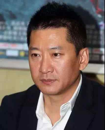 还珠格格第二部20 《还珠格格》20年后，网友:只有他42岁却像24岁