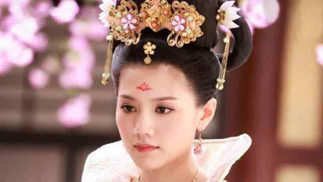李隆基的皇后是谁 王皇后与李隆基是患难夫妻，又帮李隆基夺位，为何最后被废