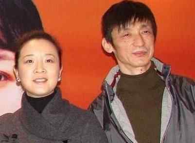 林媛和小正 她是国家一级演员，与小鲜肉车内接吻被拍，夫妻两人各自出轨