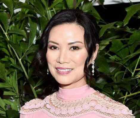邓文迪的情商太高了 邓文迪是怎样一个人 逆袭成为人生赢家经历令人感慨