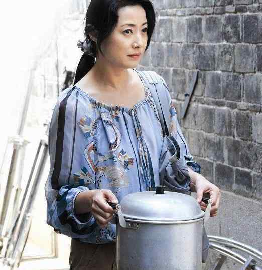 冯女郎 第一代冯女郎，徐帆的好闺蜜，二嫁二离成单亲母亲