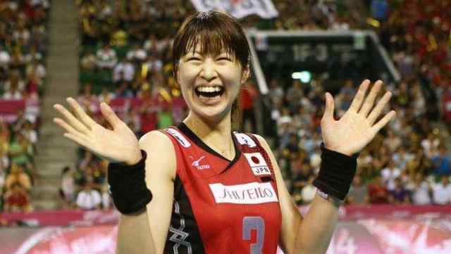 木村纱织俯身照 她是女排国家队女神，被称为国宝级人物，34岁晒照身材发福