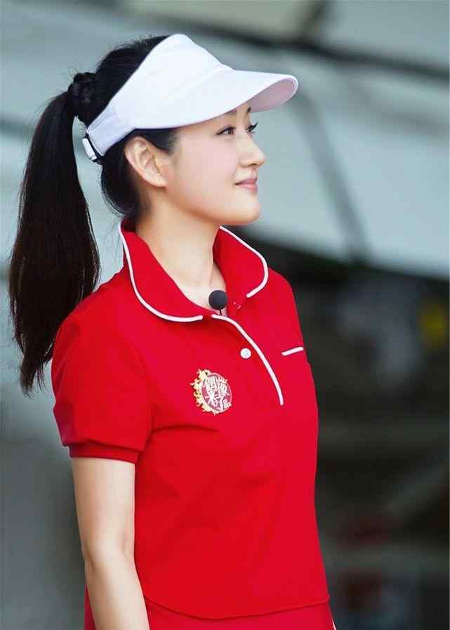 谢雨欣老公 她18岁被母亲逼着结婚，离婚后和逃犯同居3年，今女儿颜值逆天
