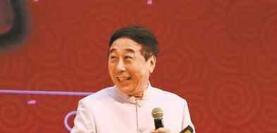 笑破情网 冯巩“隐藏”36年的老婆，原来是我们熟悉的她，难怪一直没有绯闻