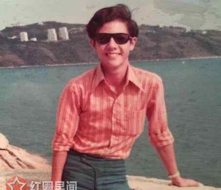 宋妍霏家境 宋妍霏妈妈是干什么的 解读宋妍霏家里有钱吗文章配图