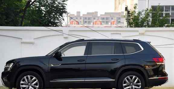 奥迪q5最新消息 有它不考虑奥迪Q5，车长超5米自重1.9吨，2.0T+7DCT