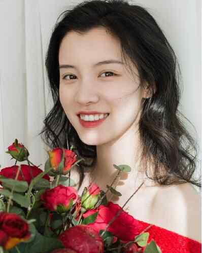 唐弋婷 唐弋婷毕业于哪个学校 恋梦空间唐弋婷人品如何