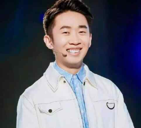 杨迪怎么出名的 杨迪是怎么出名的 杨迪搞怪有梗备受大众关注