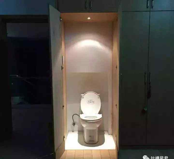 “我家大门口”上热搜！全网服了：哈哈哈这是春晚分会场吗？
