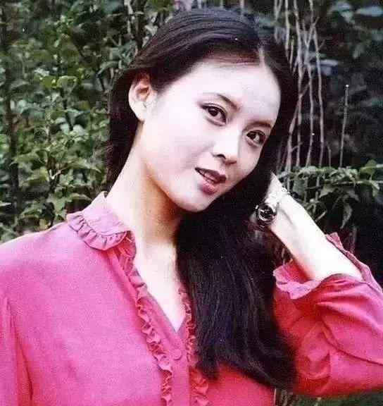 87版红楼梦演员现状 她是87版红楼梦尤三姐扮演者，与癌症抗争五年，如今变成了这样