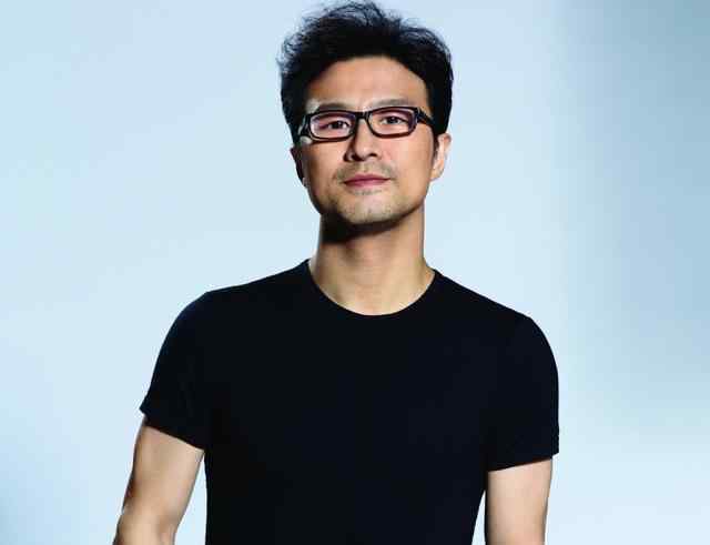 明星离婚 撞上天后离婚，圈内明星代孕出轨！汪峰第27次冲击热搜失败！