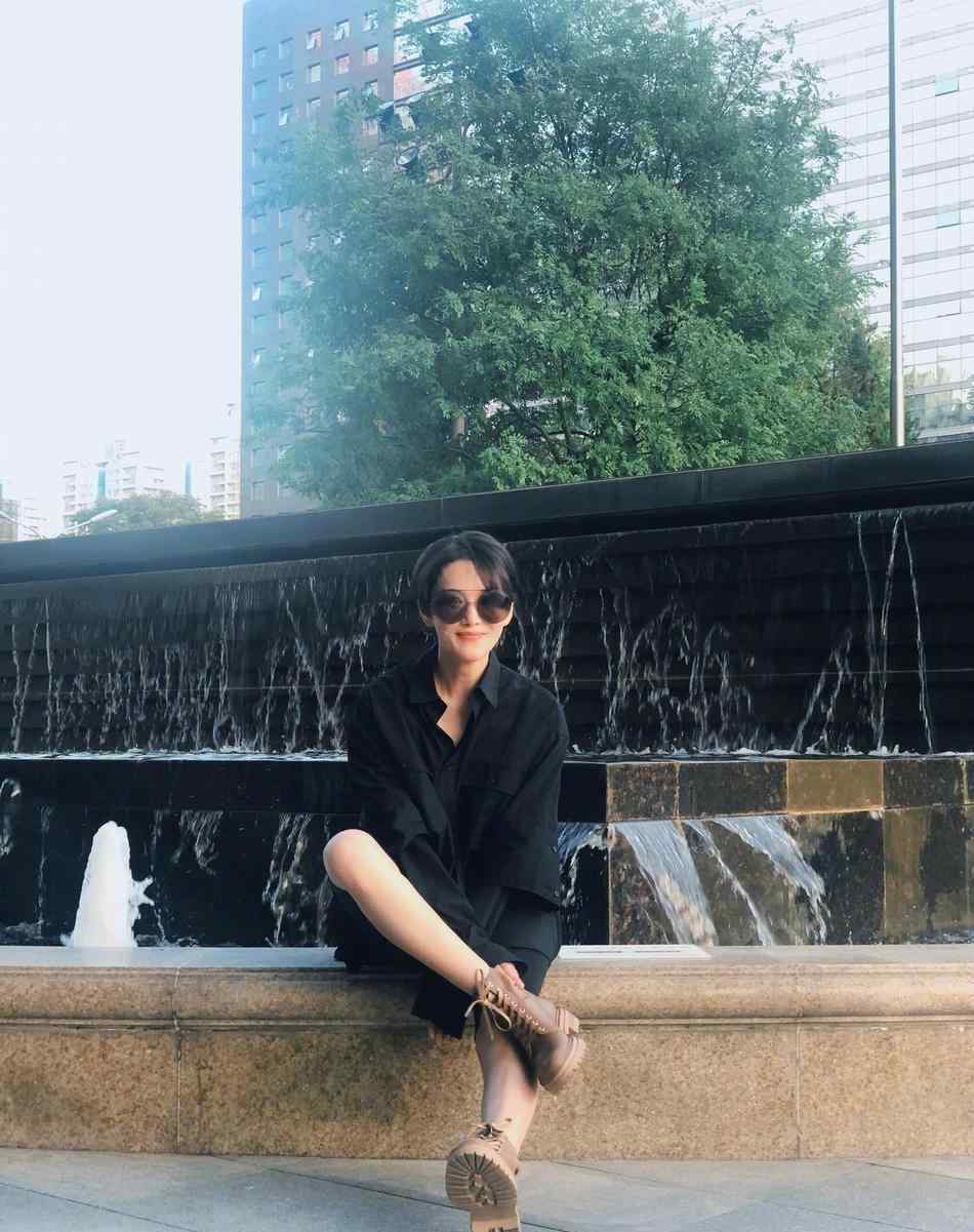 张馨予短发 张馨予打扮中性风格引争议，明明短发超帅，简直又A又飒气场十足