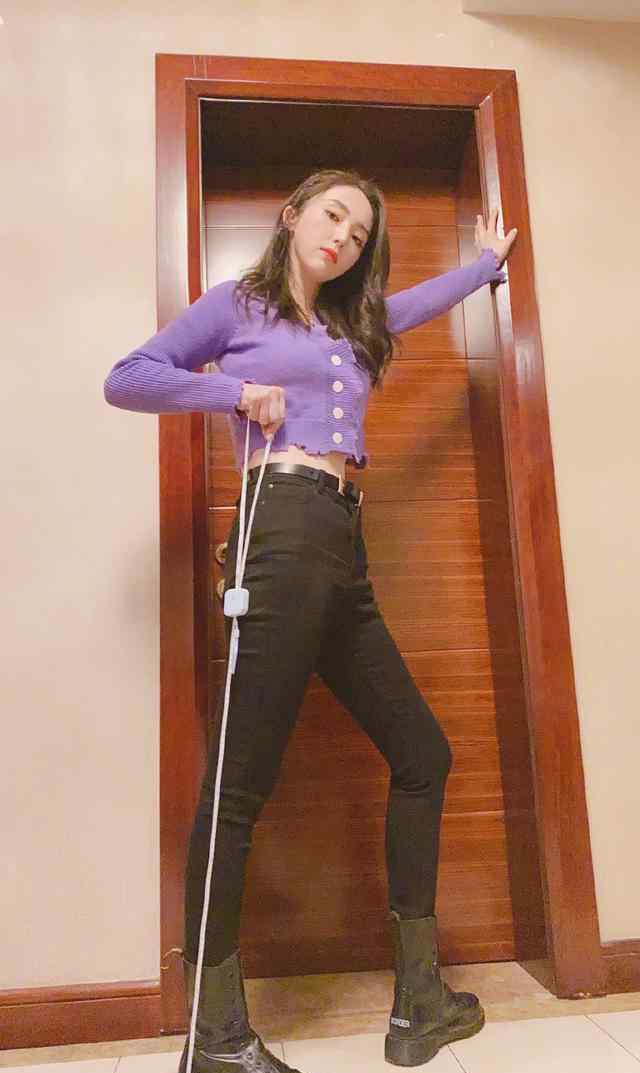 高云翔 董璇官宣加盟《浪姐2》，肤白貌美大长腿，外翁在线打call甜